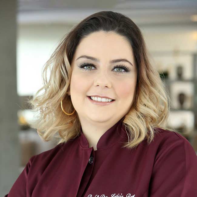 Dra Letícia Cristina Cidreira Boaro
